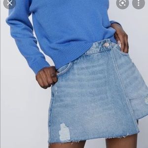 Zara size small denim skort, skirt shorts